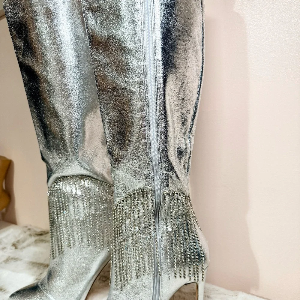 * Berness Silver Metallic W/Dangling Rhinestone Fringe 4 1/2